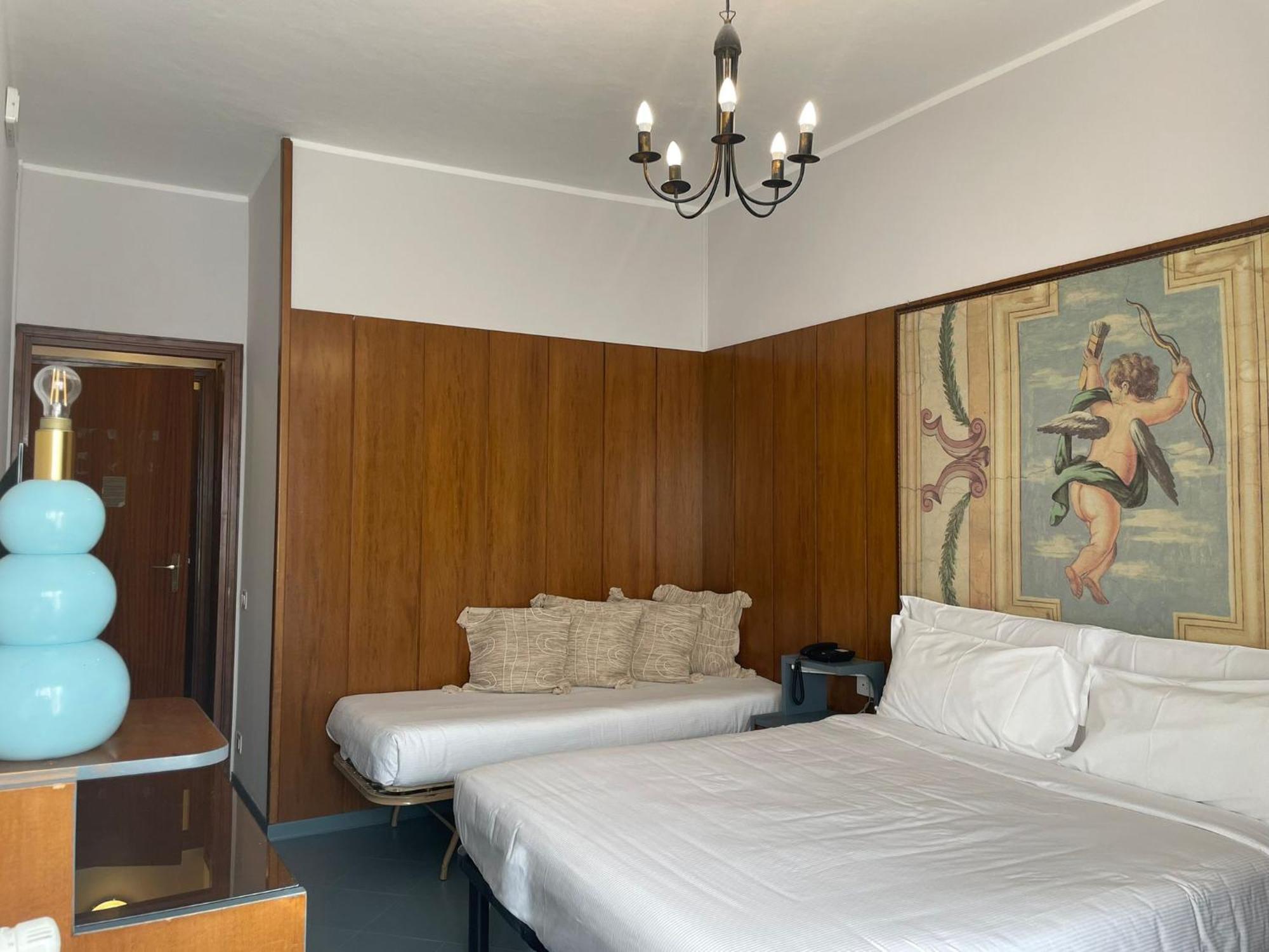 Hotel La Bussola Cittiglio Экстерьер фото